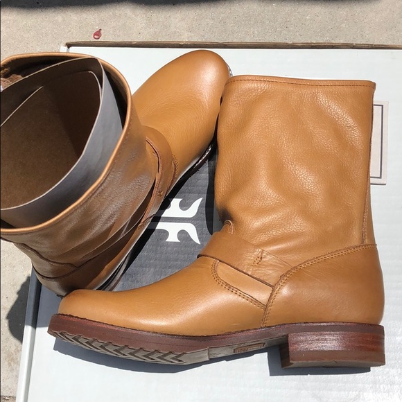 Frye Veronica Shortie engineer boot - Picture 7 of 8